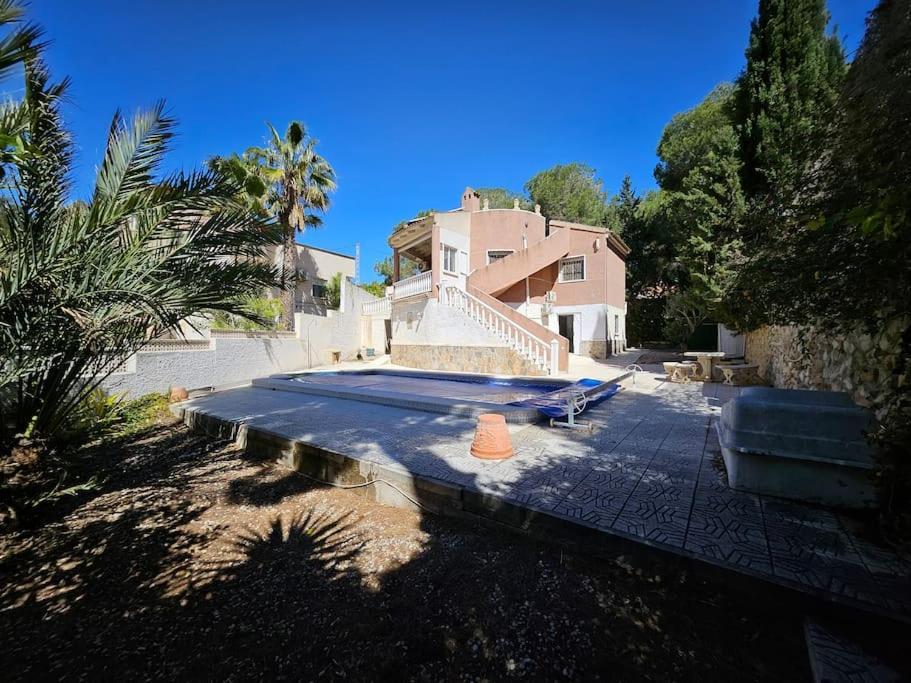 Villa En Pinar De Campoverde Exterior photo